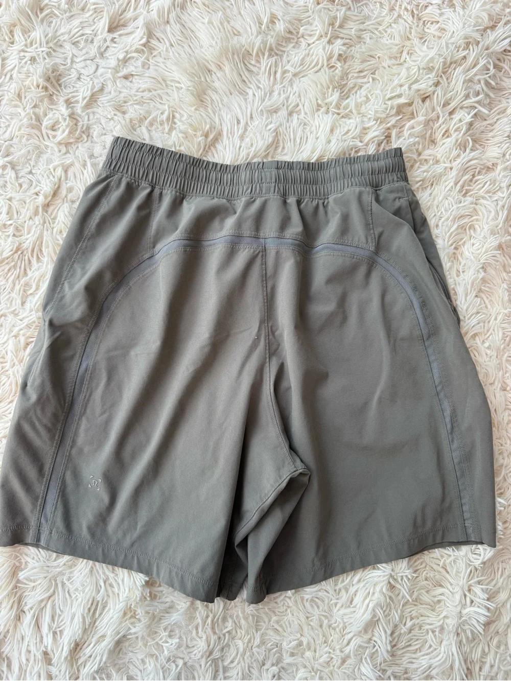 Lululemon Pace Breaker Linerless Short 7” Gray Grey Athletic Shorts S